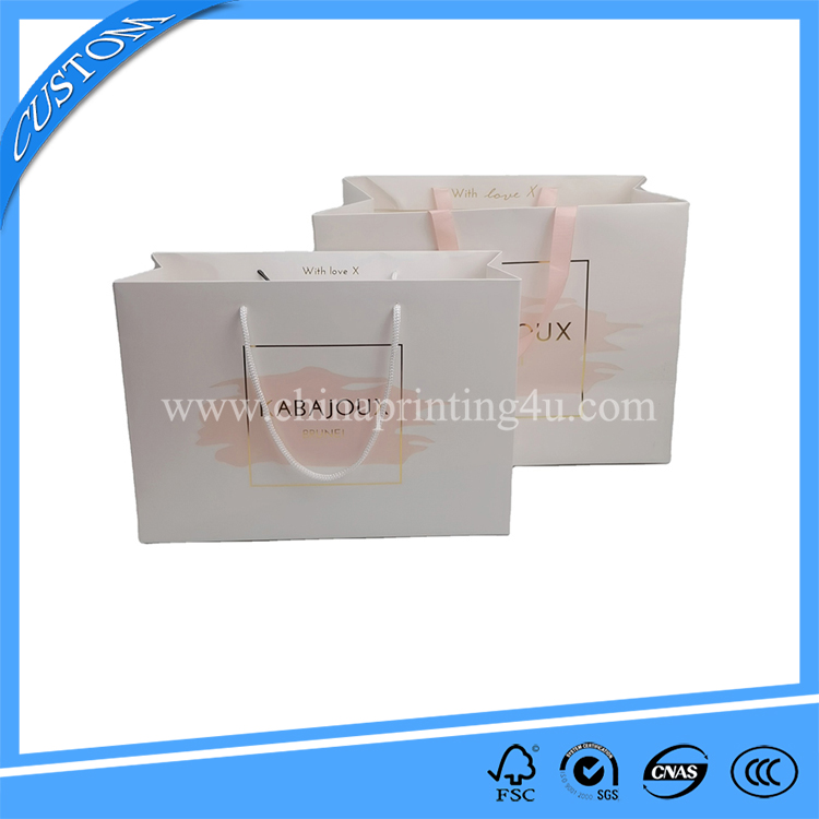 China Manufacturer Printing White Luxury Custom Logo Printing Paper Shopping Bag
