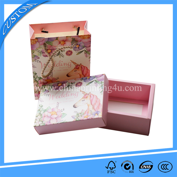 Custom Fashion Luxury Gift Box Set Fancy Wedding Paper Gift Box Gift Bag